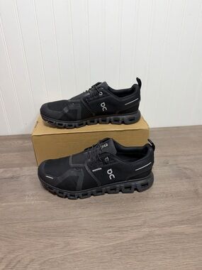 Used men’s On Cloud 6 Waterproof sneakers size 10